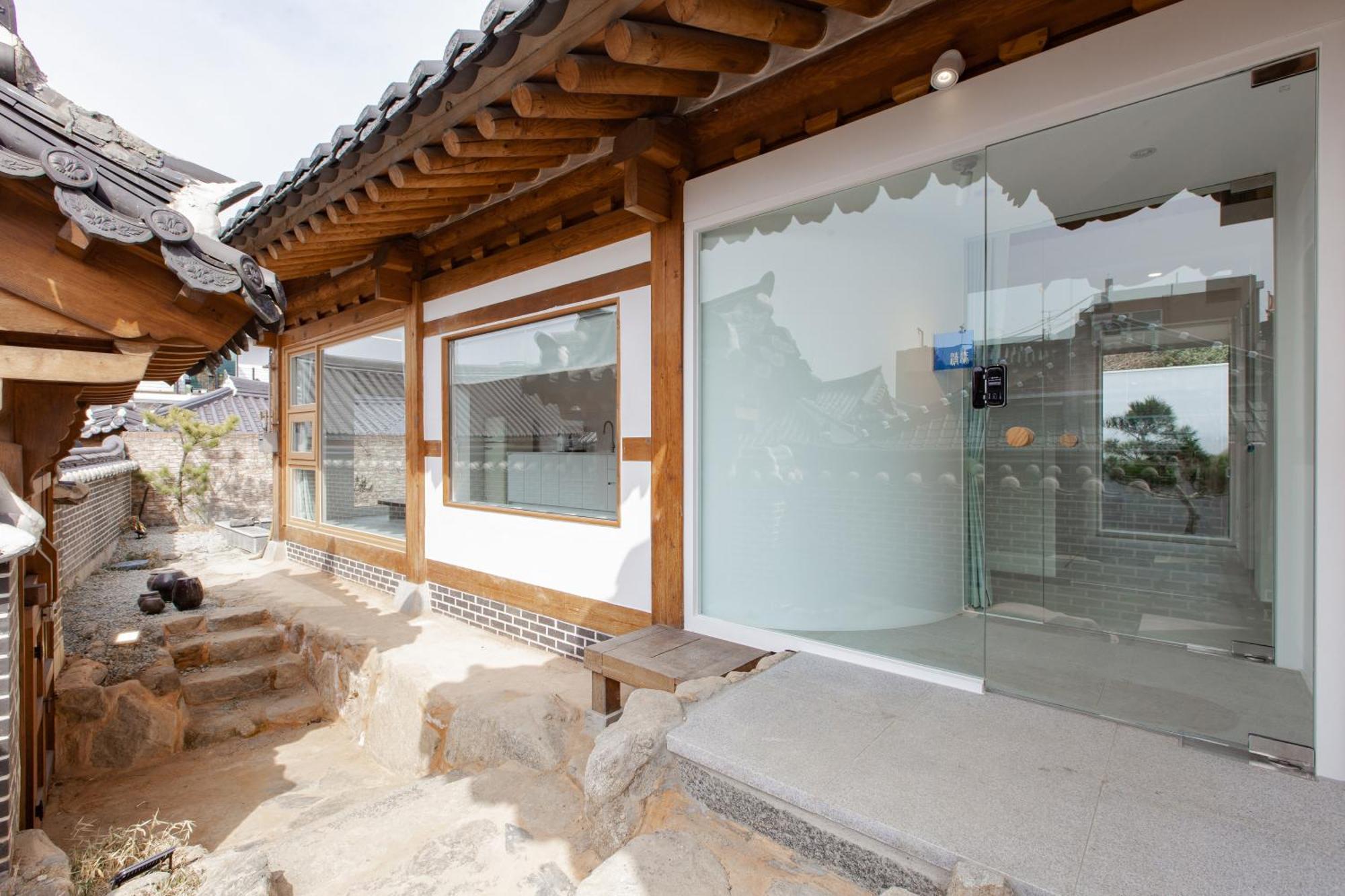 Cheong-Yeon, The Korean Traditional House Hanok In Jeonju Hanok Village מראה חיצוני תמונה